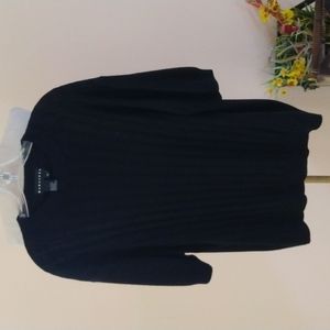 Baracuta Size XL Knit Top.